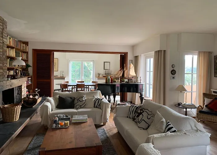 Spacious Holiday Home In The Center Of Ostend